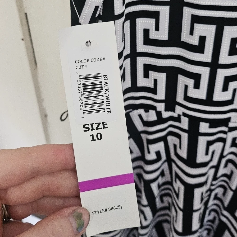 NWT Tiana B. Black and White Geometric Dress Sz 10